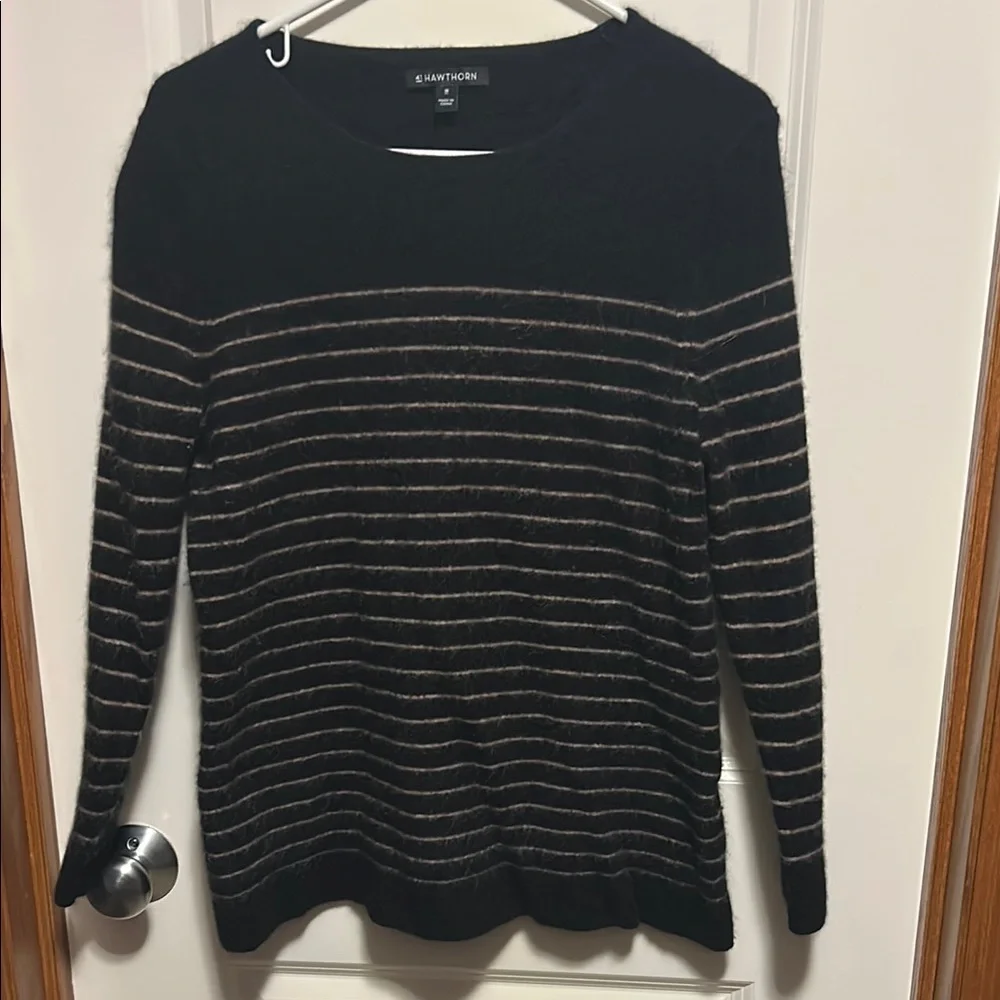 41 Hawthorn Black and Tan Crew Neck Cashmere Sweater - Picture 6 of 9